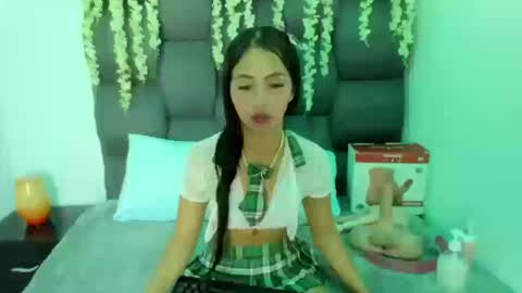 Snapshot of ashleyprescott chatting on October 17, 4:44 pm AshleyPrescott online show from October 17, 4:44 pm