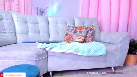 Snapshot of ashleytentation chatting on December 6, 2:00 pm ASHLEY online show from December 6, 2:00 pm