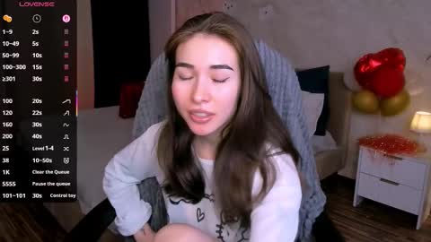 Ashley online show from February 25, 1:25 pm