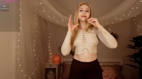 Victoria  online show from March 6, 2:54 am