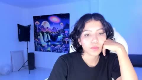 Fer online show from March 2, 1:58 am