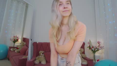 ashly_cherry online show from February 19, 11:20 am