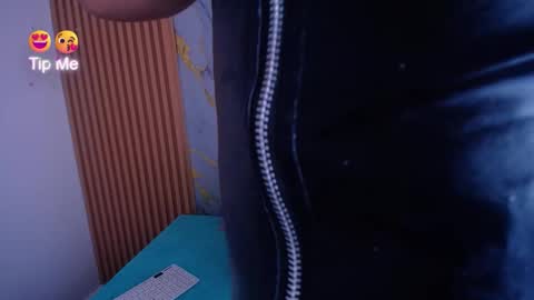 Ashly Moss online show from October 6, 6:20 am