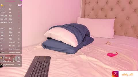 Snapshot of ashly_z chatting on March 5, 9:37 pm Ashly online show from March 5, 9:37 pm
