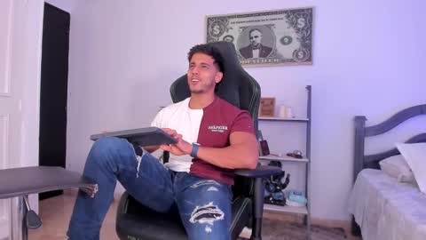 my name real is camilo online show from September 11, 4:25 am