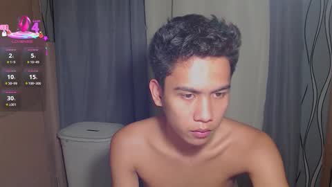 asian_ainsley69 online show from January 18, 3:43 pm