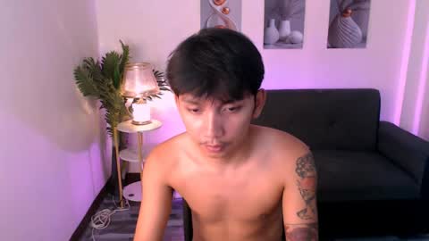 asian_hugedickx online show from July 31, 5:14 pm