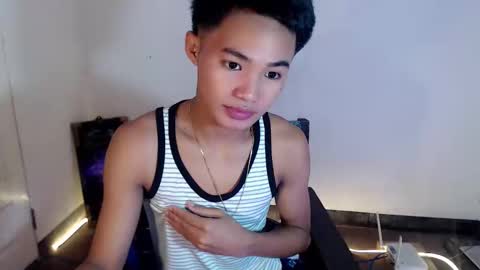 asian_lover05 online show from February 23, 4:53 pm