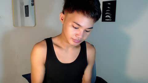 asian_lover05 online show from July 28, 5:35 pm