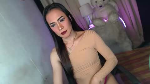 asian_ulysses online show from April 25, 12:51 pm