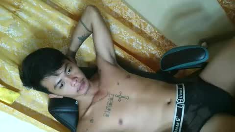 angello abayon online show from January 7, 11:15 am