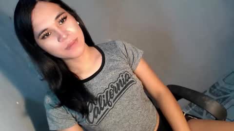 asianblk_barbiedoll online show from November 1, 5:01 pm