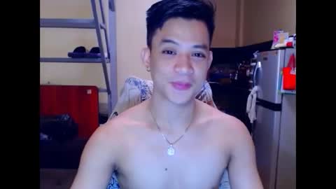 asiandreamboyx online show from October 7, 9:16 am