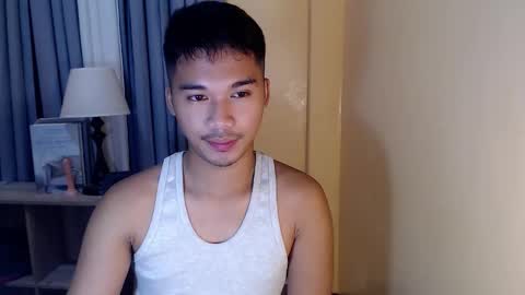 Snapshot of asianhunk_jamesx chatting on September 23, 9:10 pm asianhunk_jamesx online show from September 23, 9:10 pm