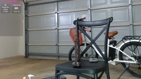 Anne online show from December 14, 4:52 am