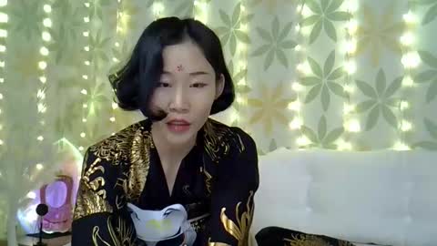 Alice online show from October 16, 1:00 pm