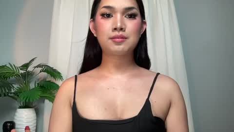 Lily online show from June 27, 4:57 pm