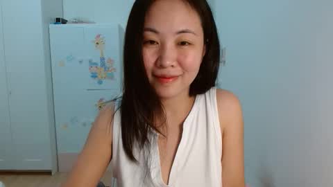 Tabby online show from April 7, 2:52 pm