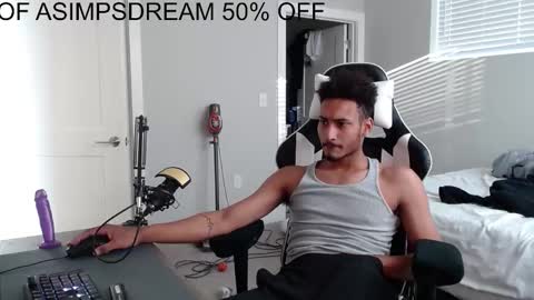 Snapshot of asimpsdream chatting on October 14, 1:14 pm asimpsdream online show from October 14, 1:14 pm