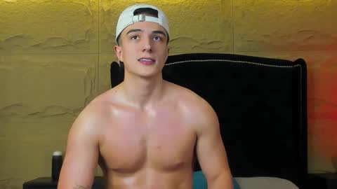 Aslan  online show from February 9, 3:21 am