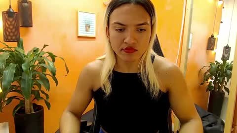 ASLY online show from January 24, 2:08 pm