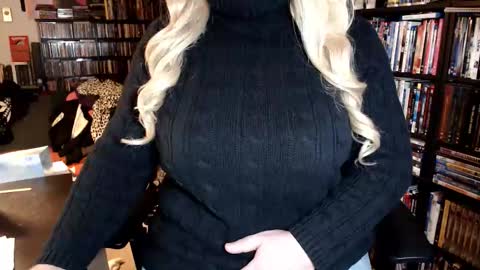 Aspen Vale online show from January 7, 10:26 pm