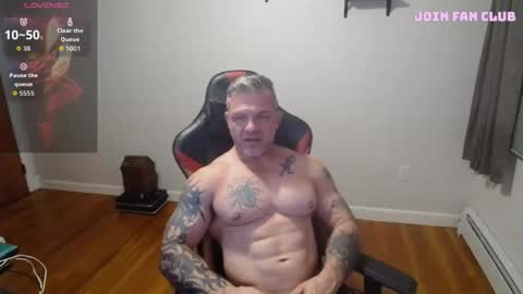 Snapshot of ass_chaser_1 chatting on October 16, 1:38 am Ass Chaser online show from October 16, 1:38 am