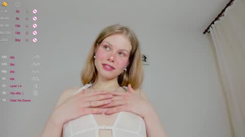 Sasha online show from December 15, 12:40 am