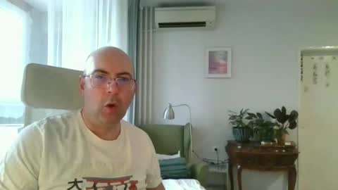 assbitch189 online show from June 23, 3:40 pm