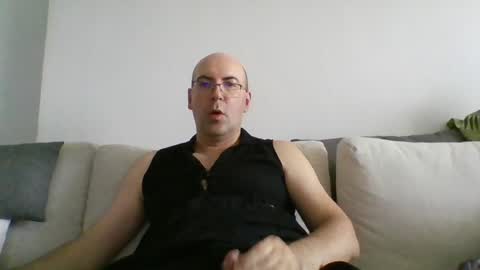 assbitch189 online show from July 12, 8:17 am