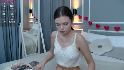 Aster Quinn online show from March 19, 3:39 pm