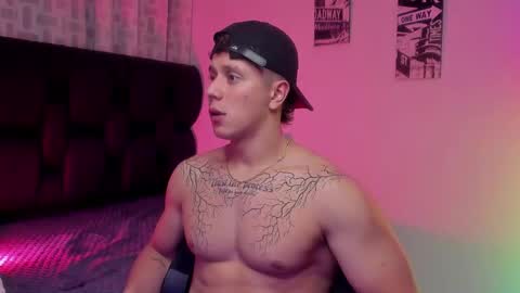 Snapshot of astonhills chatting on October 15, 2:26 am astonhills online show from October 15, 2:26 am