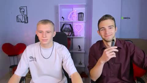 astren online show from November 17, 7:00 am