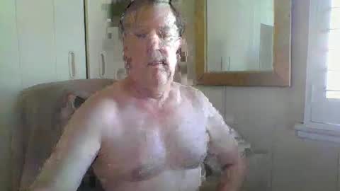 astute008 online show from January 9, 5:24 am