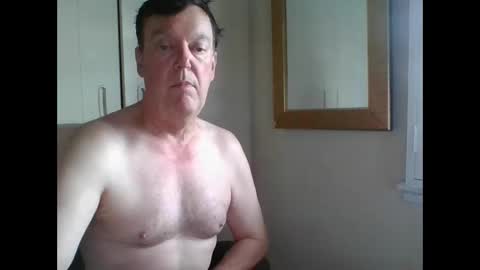 astute008 online show from March 13, 9:29 pm