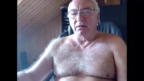 asusandy online show from March 30, 11:43 am