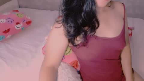 Juliana online show from January 12, 8:49 pm