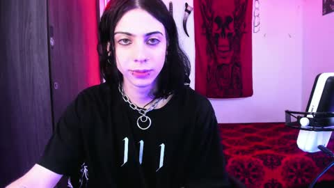 athenauwu online show from April 3, 7:04 am