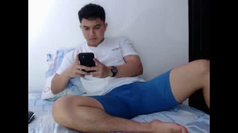 Snapshot of athleticboy2026 chatting on October 4, 6:49 pm Robin online show from October 4, 6:49 pm