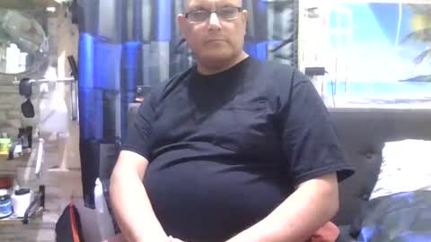 A online show from February 5, 10:08 am