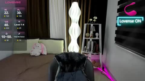 Your goddess AUDREY  FOLLOW ME online show from March 2, 5:08 am