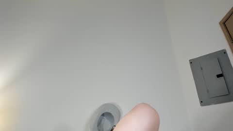 Snapshot of audreymadison chatting on November 1, 4:22 am AudreyAlien online show from November 1, 4:22 am