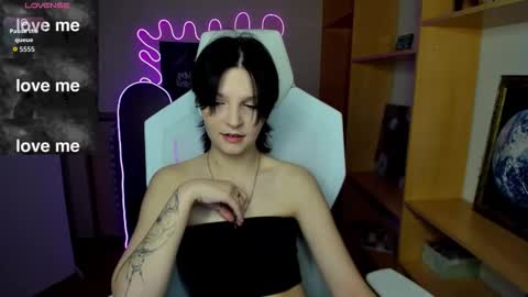 Audrey online show from November 2, 11:10 am