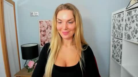 AulloraSensual online show from February 14, 6:51 pm