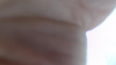 Aura sanders online show from April 7, 11:56 am