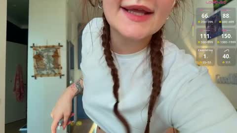 AURIKA OR AURA online show from May 3, 1:22 am