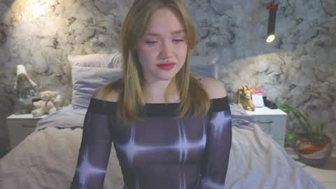 Kate online show from March 25, 2:29 am