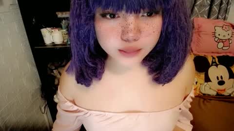 cute online show from March 1, 12:39 am