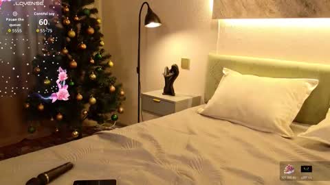 Serena online show from December 18, 9:04 am