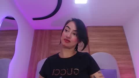 auroraa_miller online show from March 14, 3:10 am